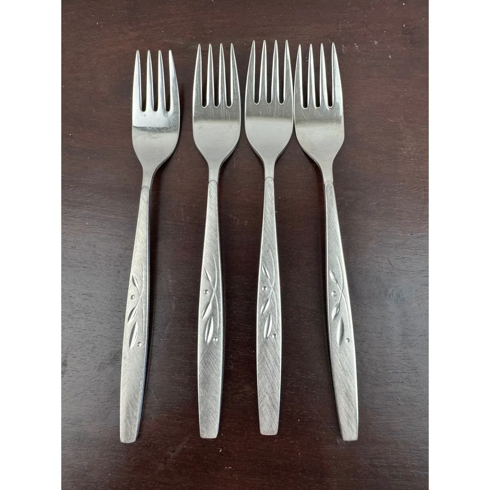 Oneida Will O Wisp Stainless Salad Forks Set of 4 Mid Century Modern Flatware